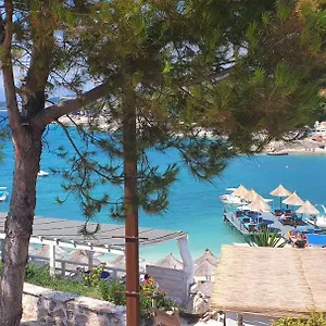 Emar Beachfront Frühstückspension